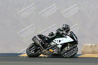 media/Mar-28-2022-Superbike Trackdays (Mon) [[b8603d0f67]]/Advanced Group (1pm-130pm)/Turn 9/